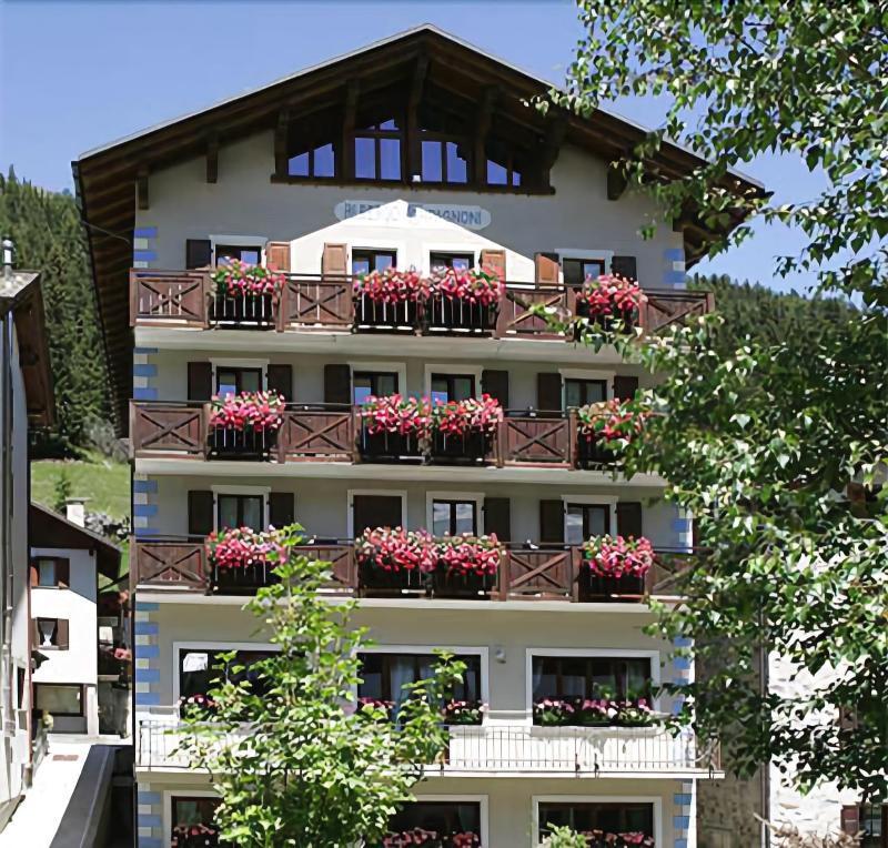 Hotel Compagnoni Santa Caterina Valfurva Exterior foto